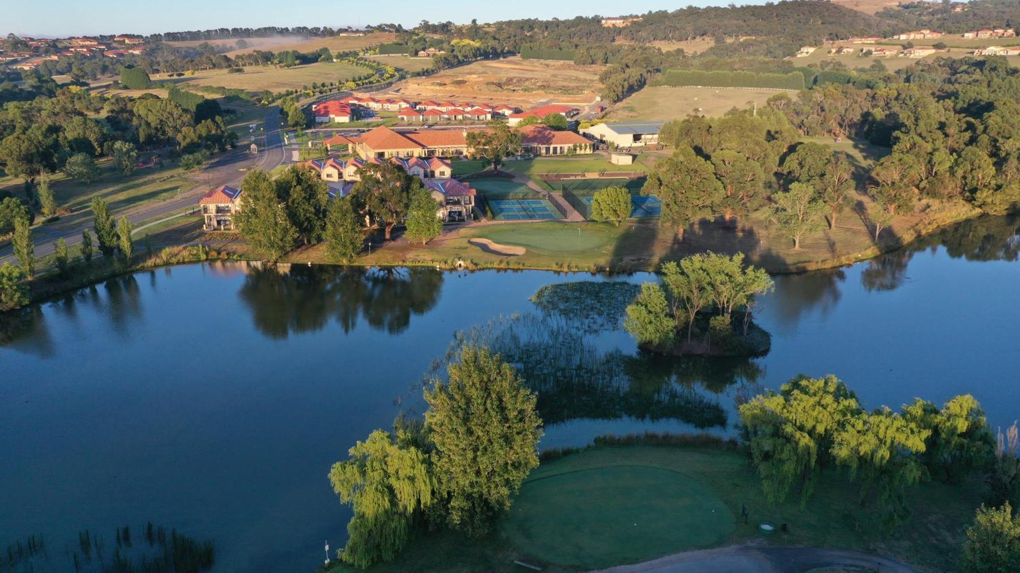 Hidden Valley Resort Wallan Ngoại thất bức ảnh